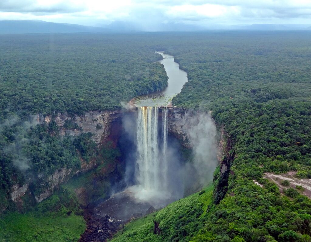 Vista aérea de las cataratas Kaieteur